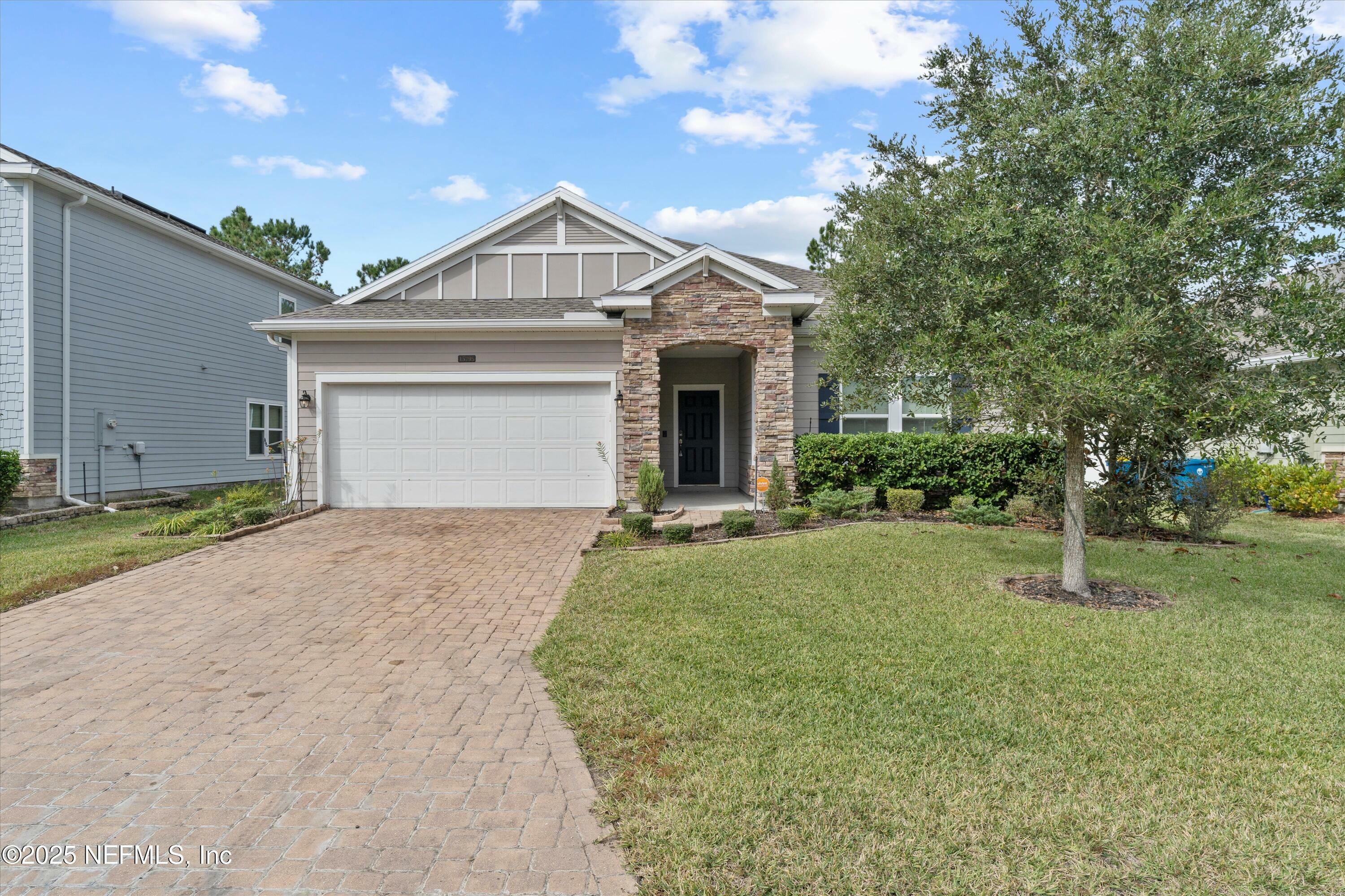 Property Photo:  15795 Stedman Lake Drive  FL 32218 