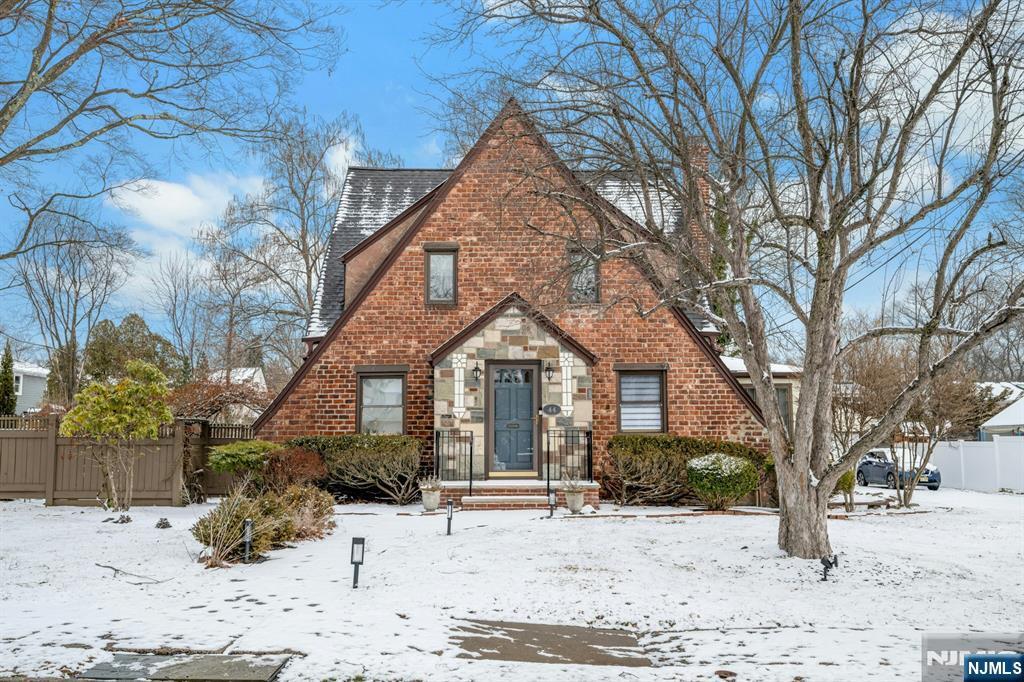 Property Photo: