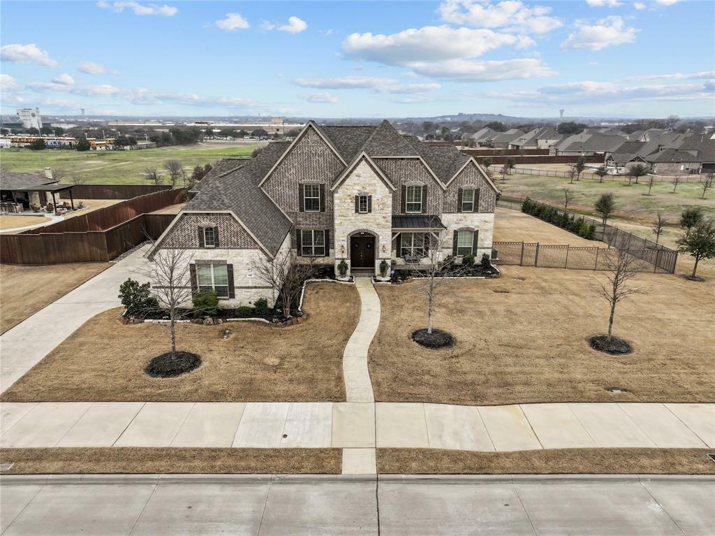 Property Photo:  925 Bluebonnet Drive  TX 76248 