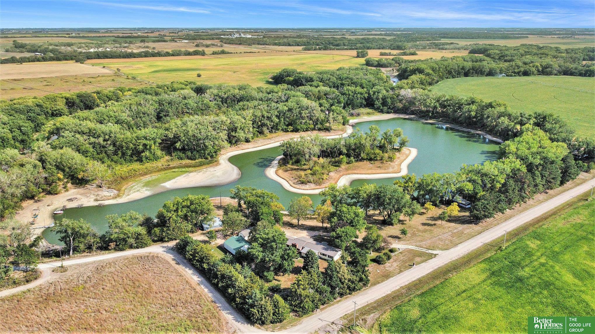 Property Photo: 18580 SW 89 Road NE 68341