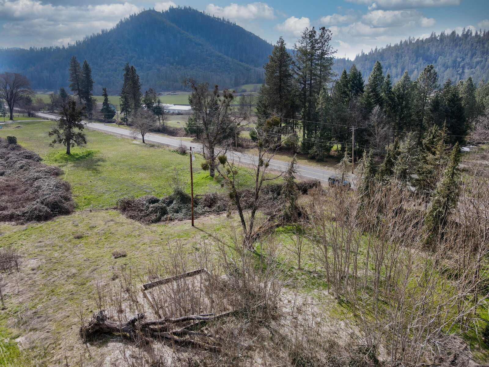 Property Photo:  15577 Highway 238  OR 97527 