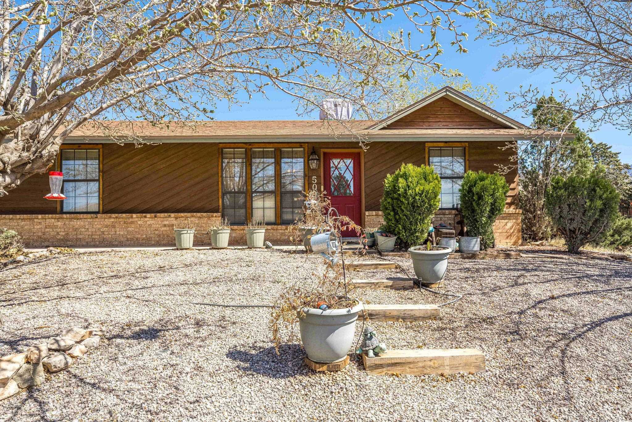 Property Photo:  509 Santa Fe Dr  NM 88310 