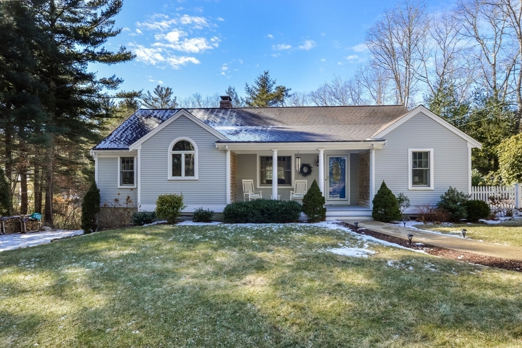 Property Photo:  33 Pinkham Rd  MA 02563 