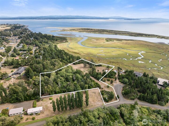 Property Photo:  2680 -B  Sunset Lane  WA 98590 