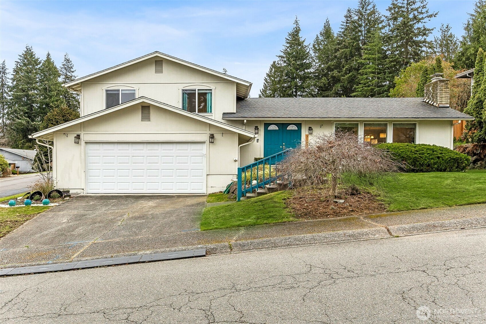 Property Photo:  32604  35th Avenue SW  WA 98023 