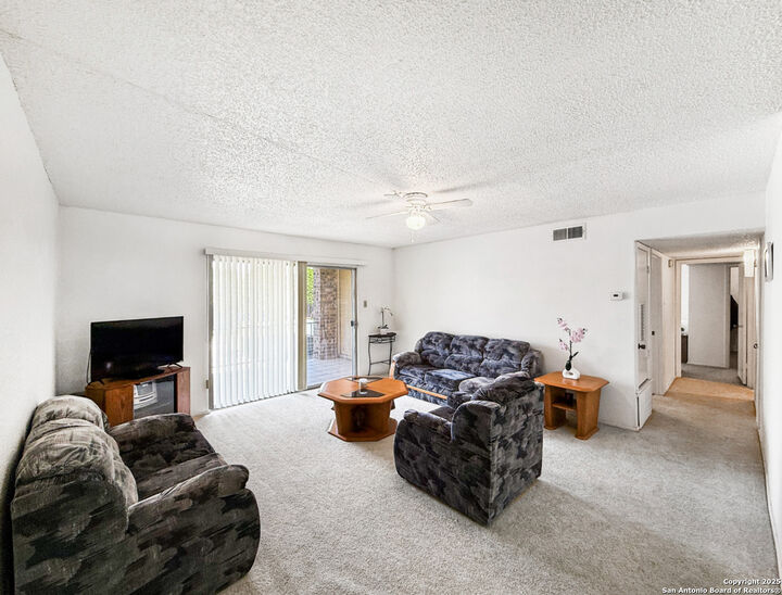 Property Photo: 1819 Babcock Rd #506-E TX 78229