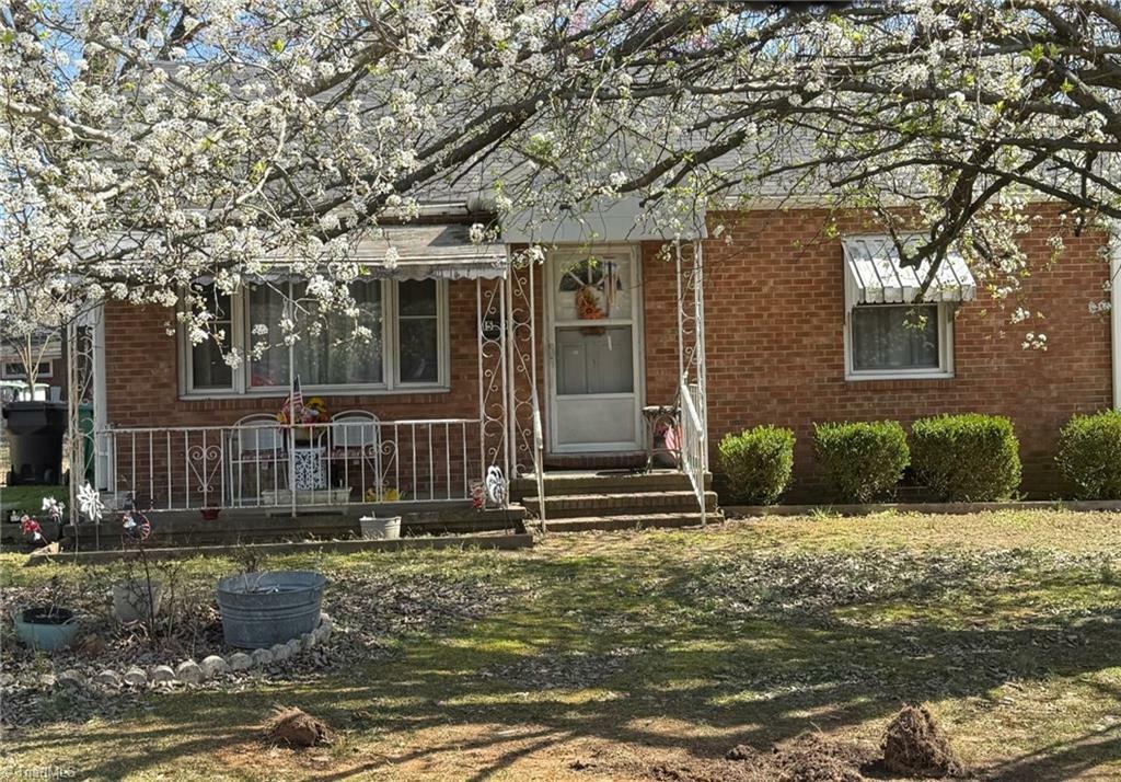 1505 Brentwood Street  High Point NC 27260 photo