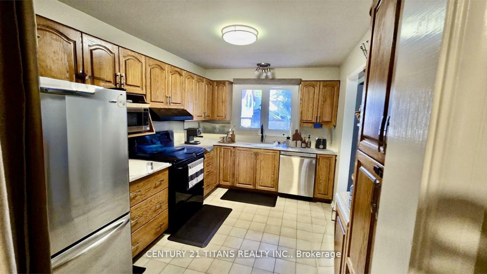 Property Photo: 52 Water Street N ON N7M 3H7