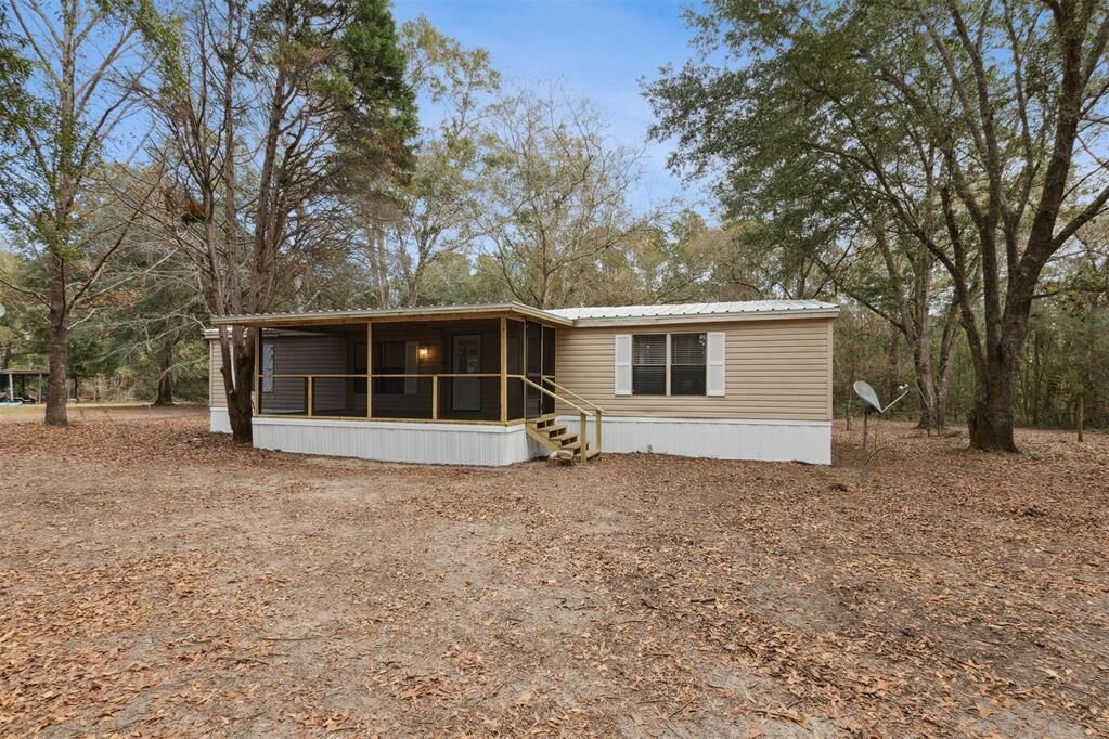 Property Photo:  97213 Amy Drive  FL 32097 