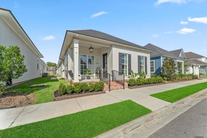 Property Photo:  4926 Pembrooke Ave  LA 70737 