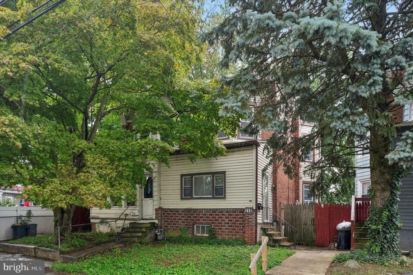 212 Pusey Avenue  Darby PA 19023 photo