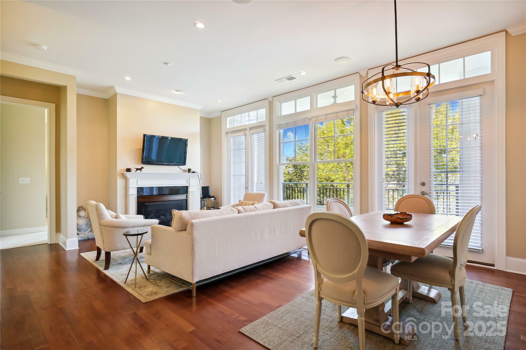 Property Photo:  5425 Closeburn Road 309  NC 28210 
