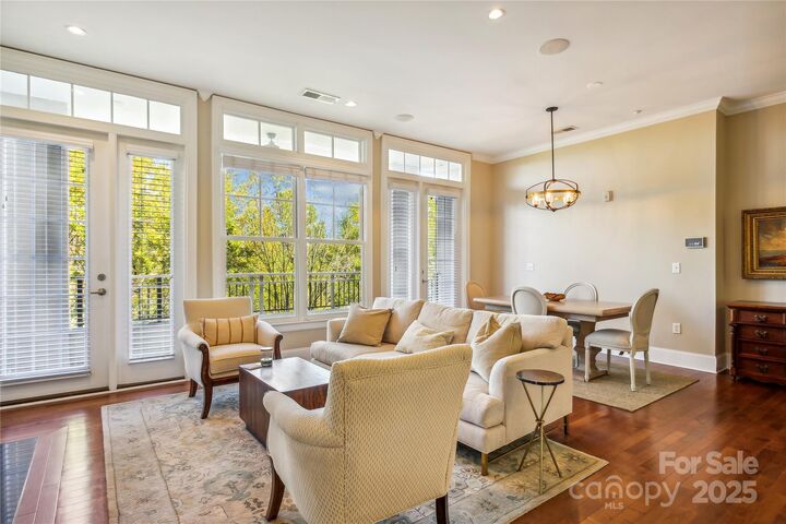 Property Photo: 5425 Closeburn Road 309 NC 28210