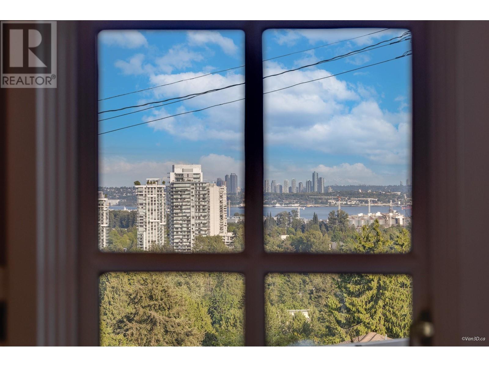 Property Photo:  825 8th Street  BC V7T 1S1 