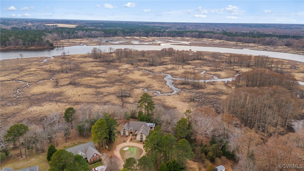 Property Photo: 276 Colony Trail VA 23089