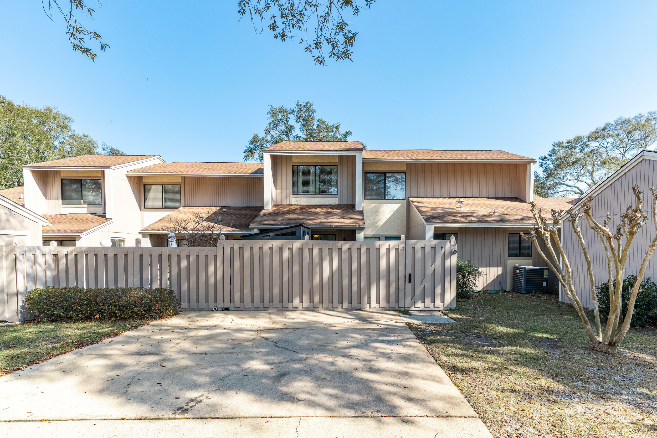 800 Bay Drive #10  Niceville FL 32578 photo