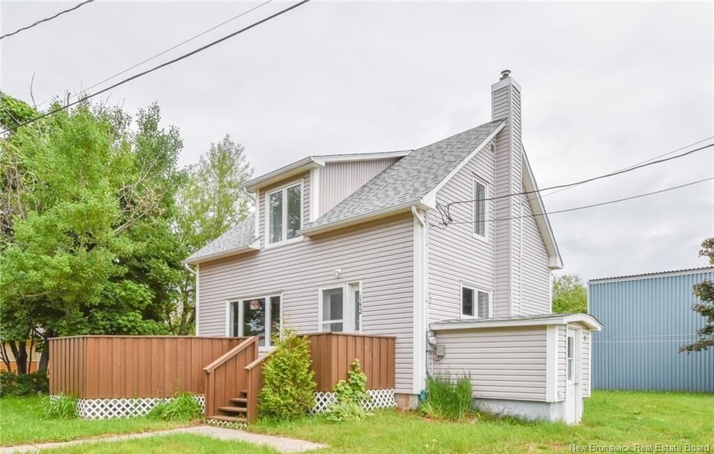 Property Photo: 142 5 Eme Rue NB E8S 1B2