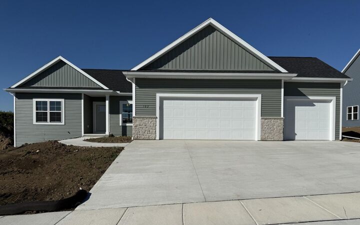 102 Chestnut Ct  Theresa WI 53091 photo