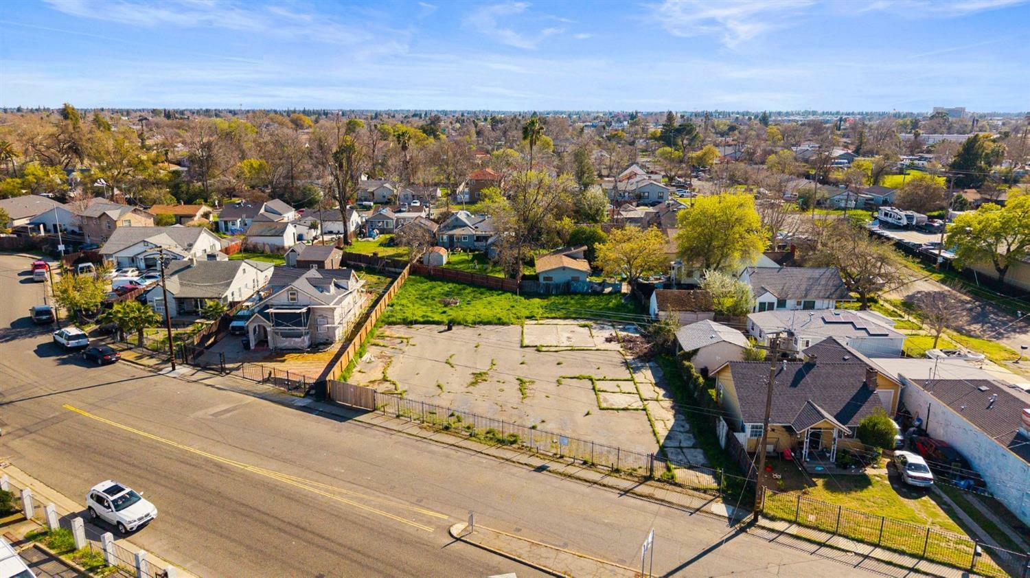 Property Photo: 1912 Marconi Circle CA 95815