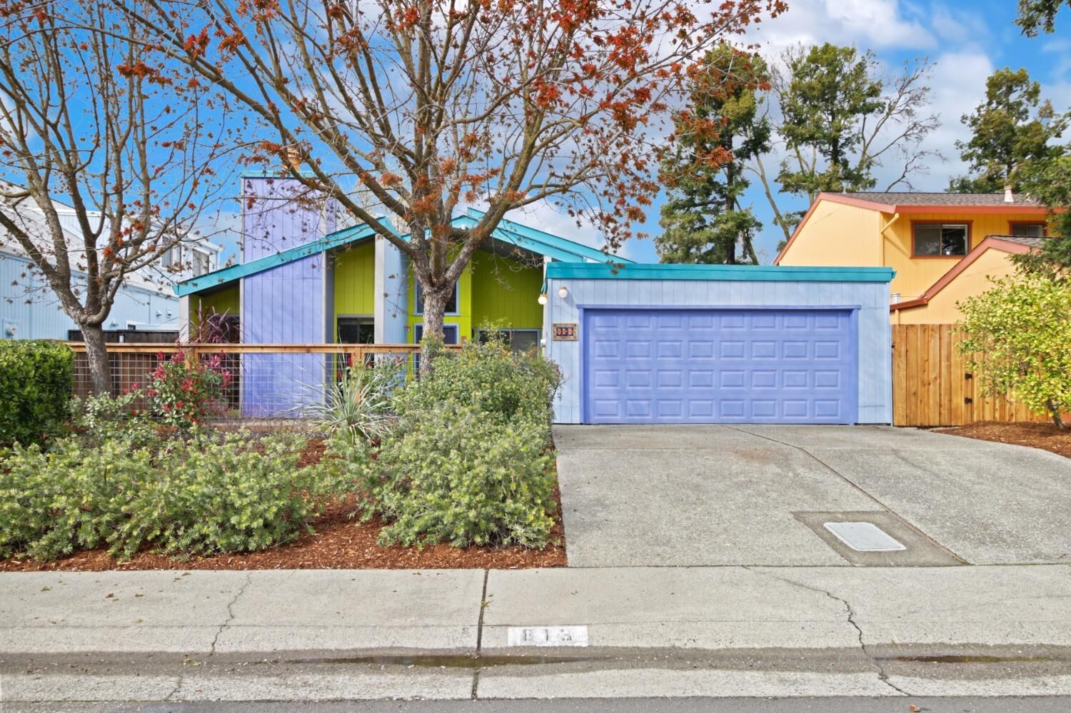 Property Photo:  813 Valencia Avenue  CA 95616 