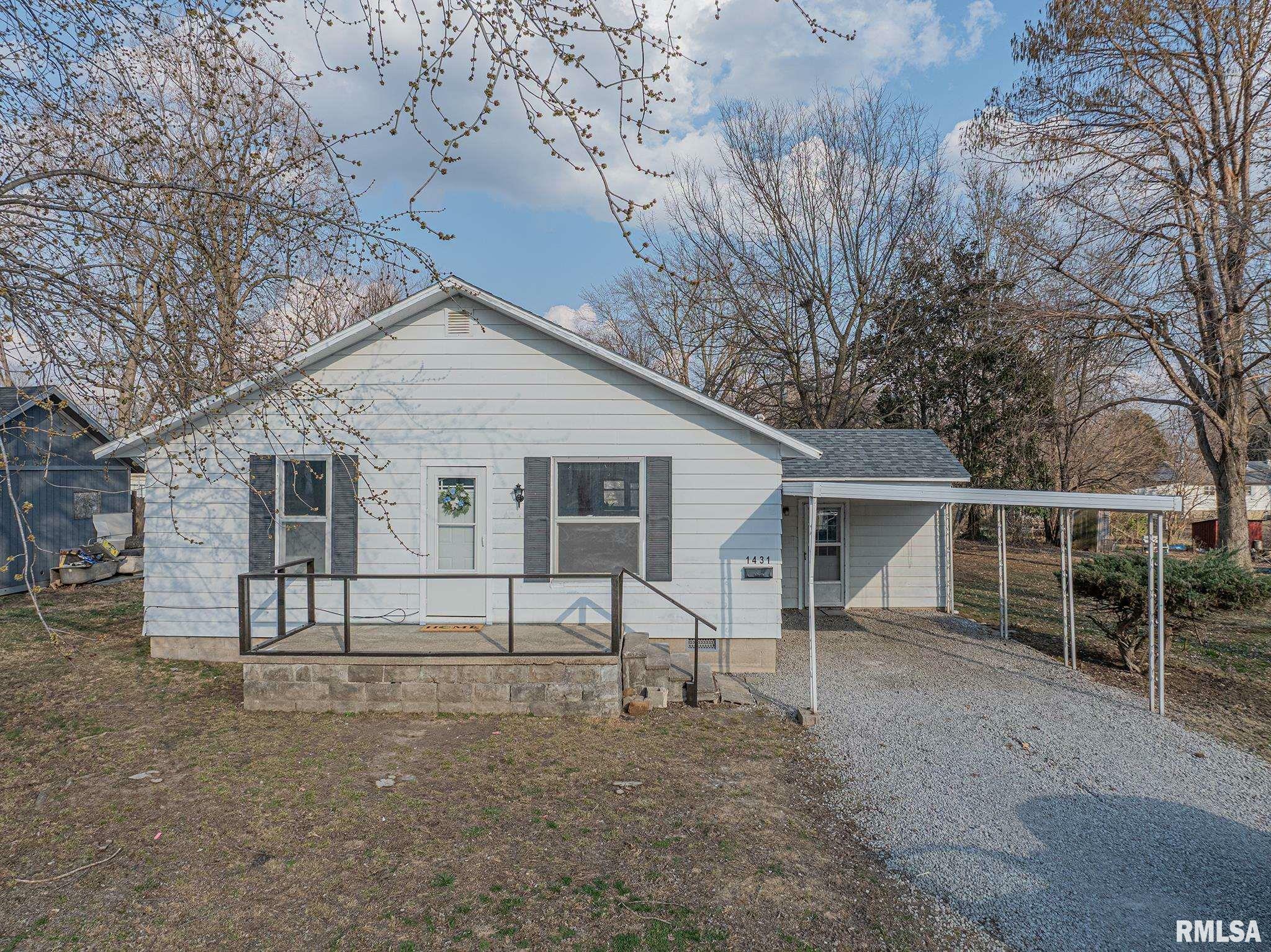 Property Photo: 1431 Patterson Street IL 62801
