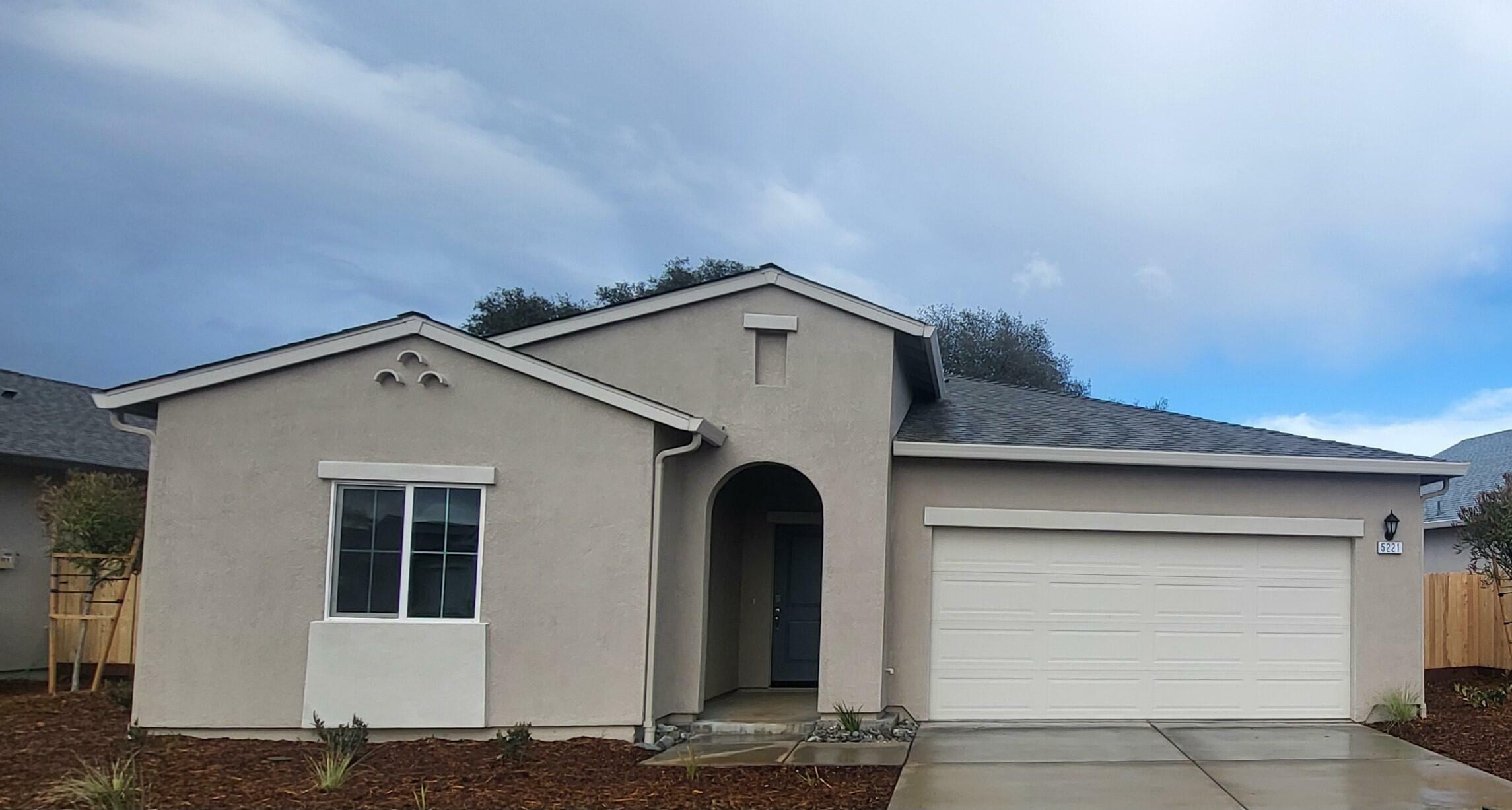 5221 Monaco Parkway  Redding CA 96002 photo