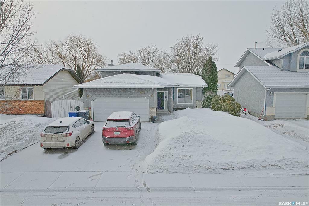 422 Fehr Crescent  Martensville SK S0K 2T0 photo