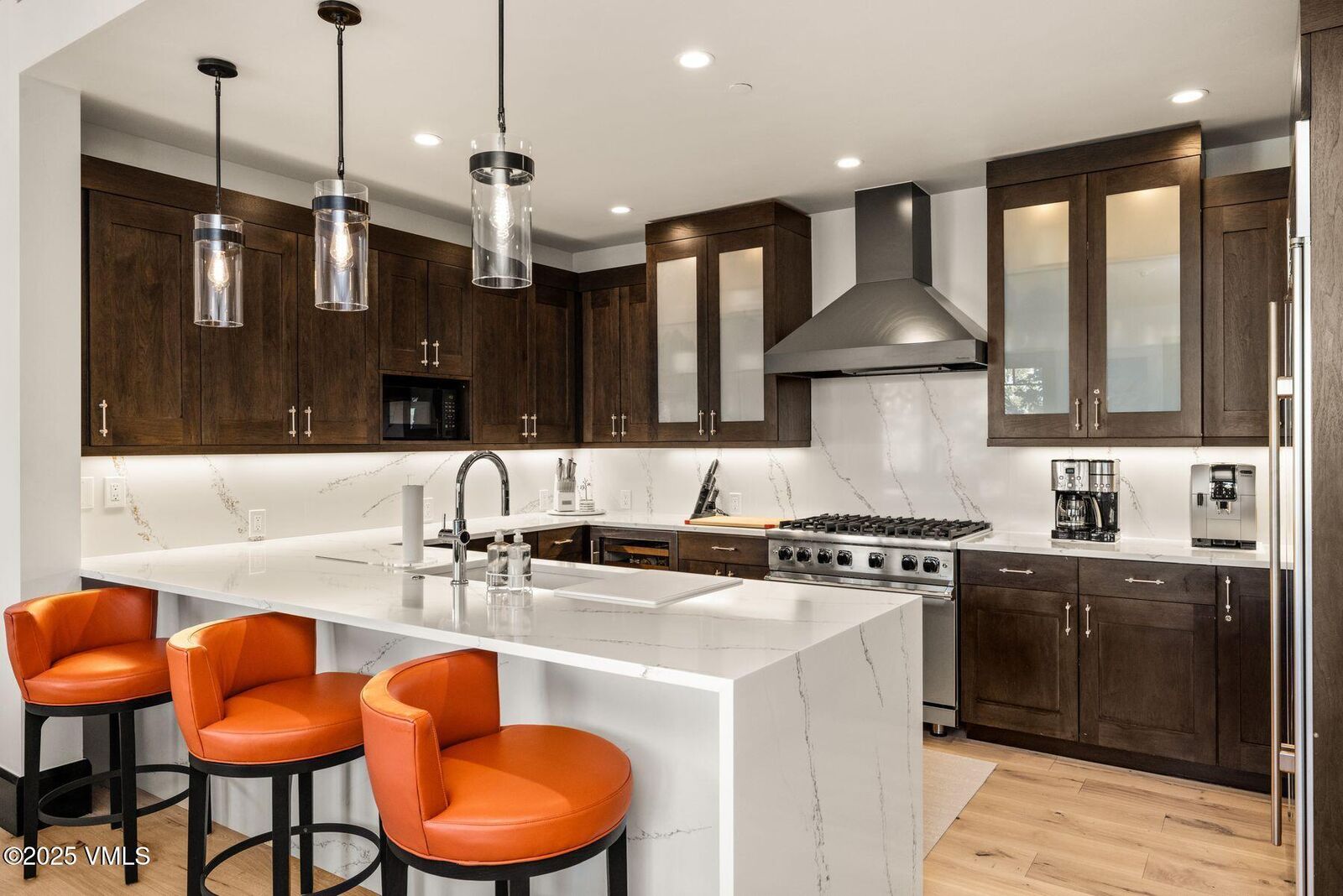Property Photo:  320 Hummingbird A202  CO 81620 