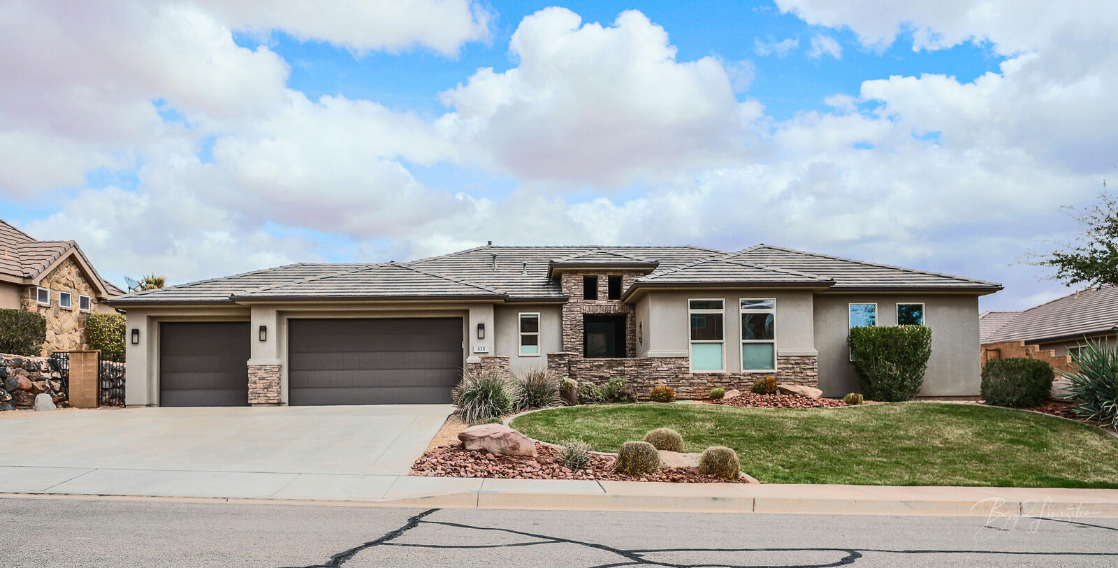 Property Photo: 414 N Northstar Dr UT 84770
