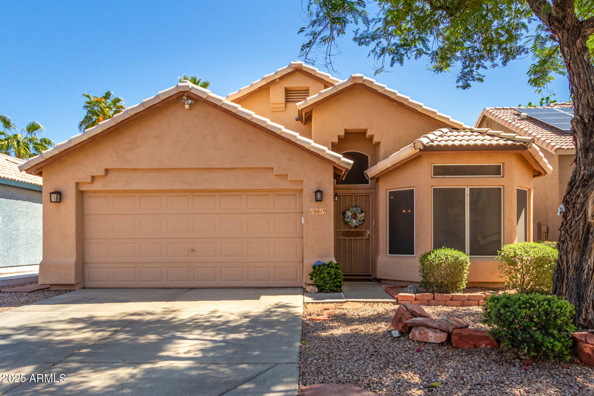 Property Photo: 16619 N 4th Avenue AZ 85023