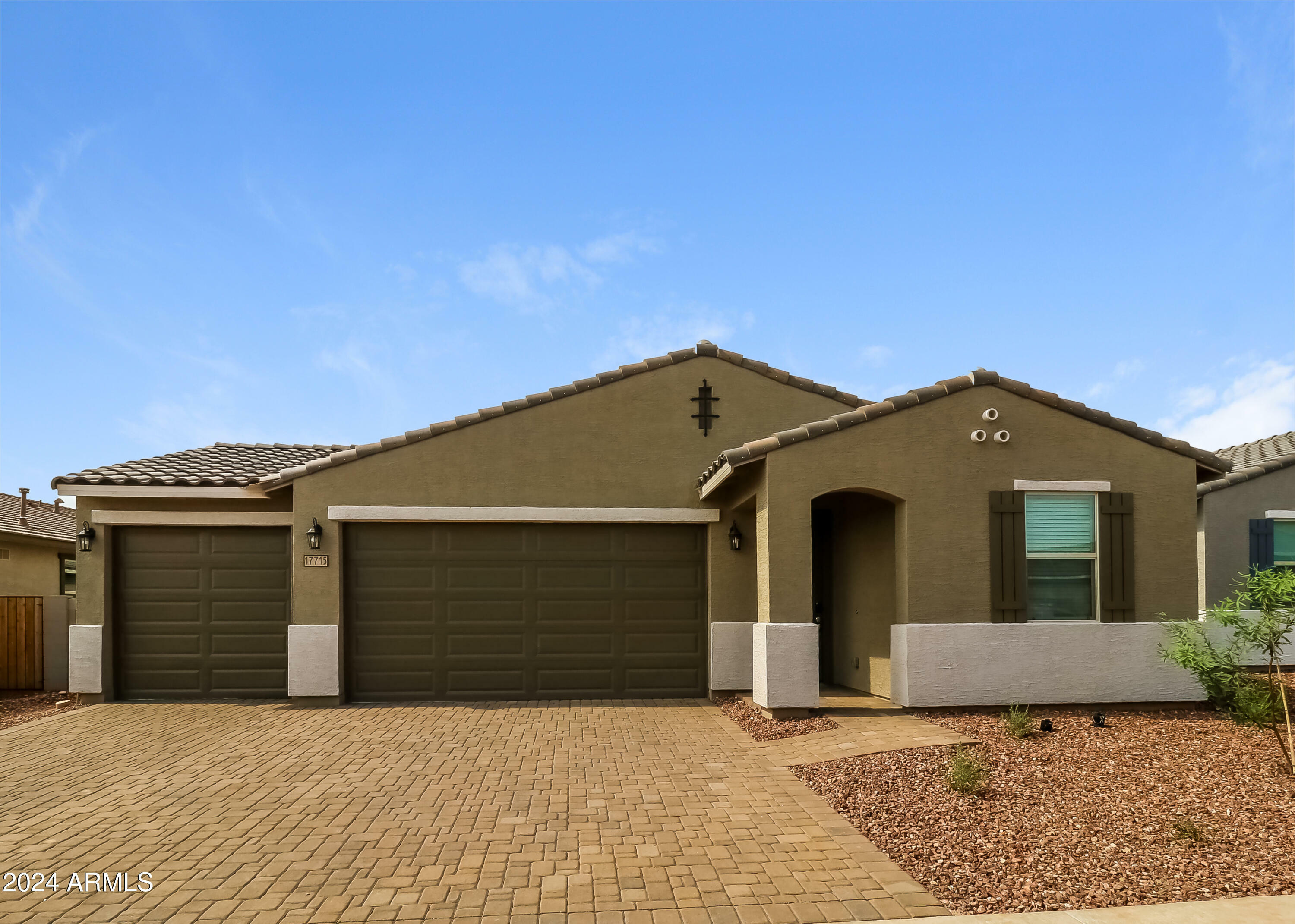 Property Photo:  17715 W Fetlock Trail  AZ 85387 