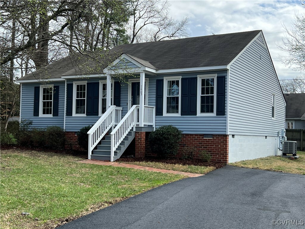7405 Seminary Avenue  Richmond VA 23227 photo