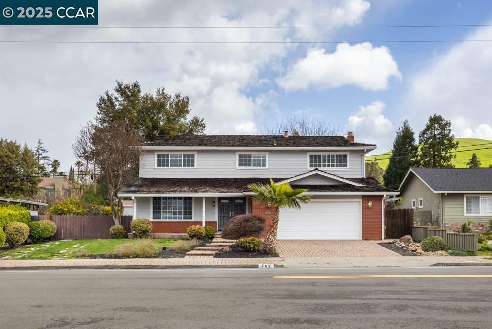 Property Photo: 762 Citrus Ave CA 94518
