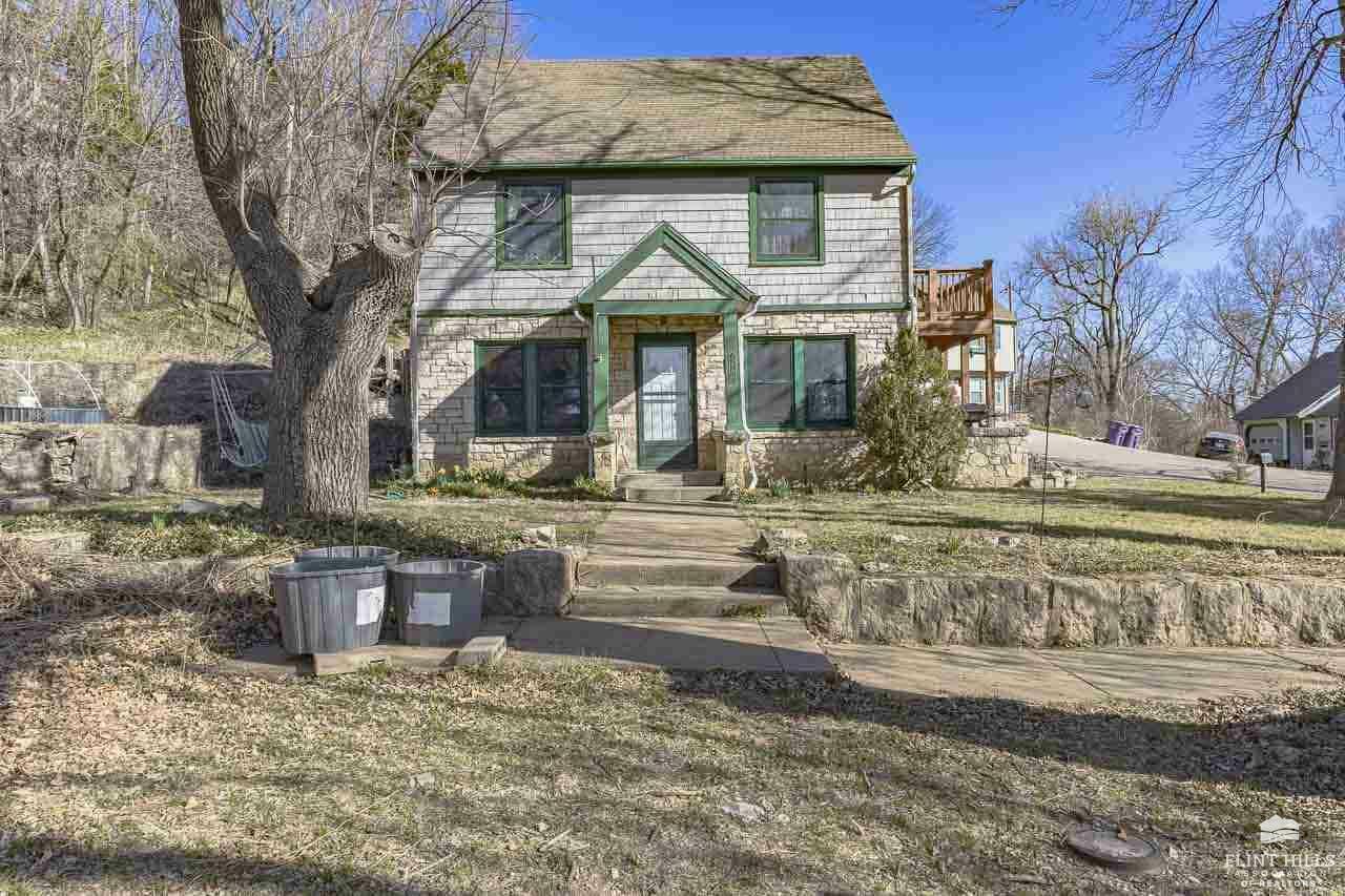 1800 Colorado Street  Manhattan KS 66502 photo
