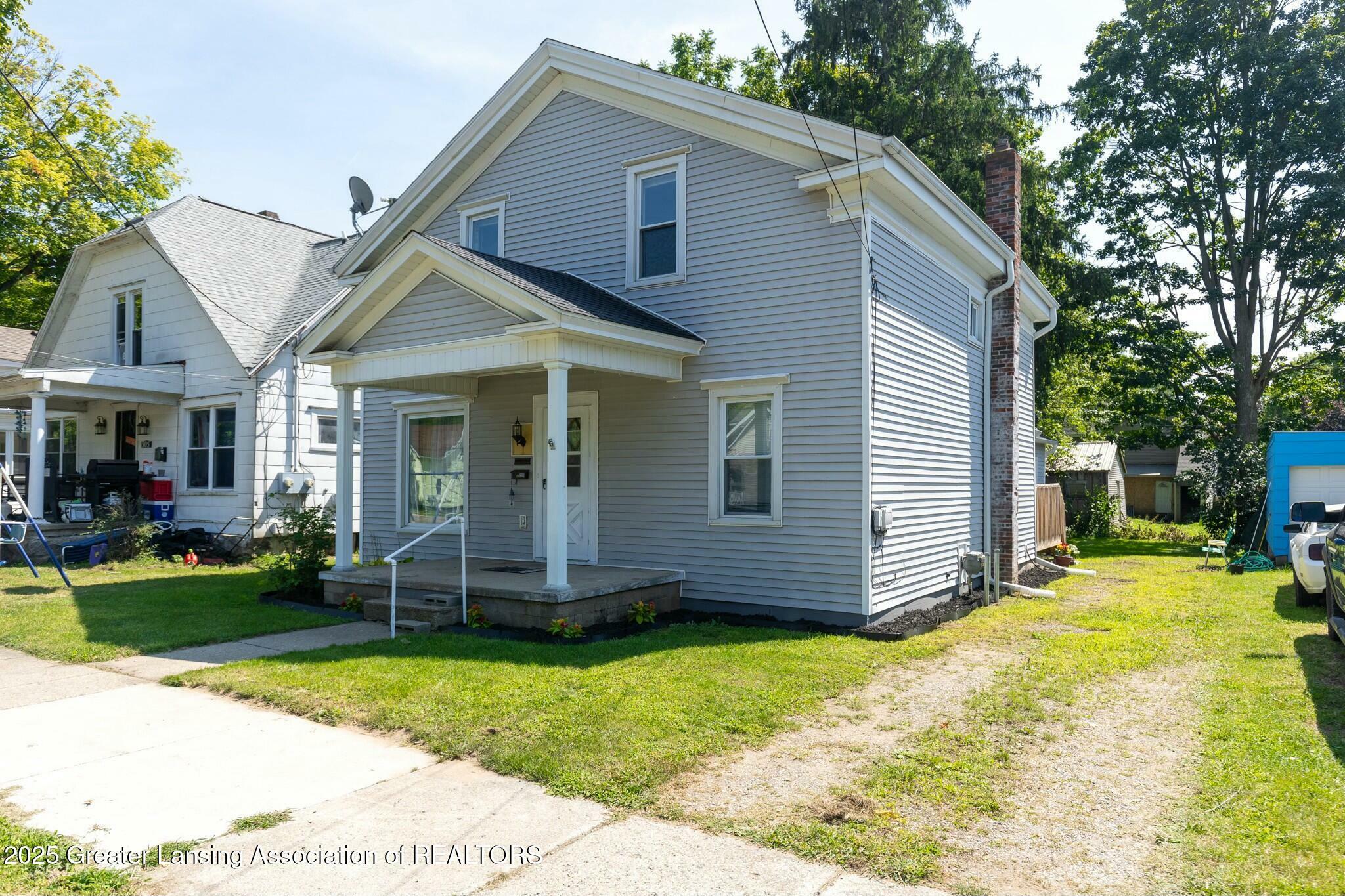 Property Photo: 309 W Harris Street MI 48813