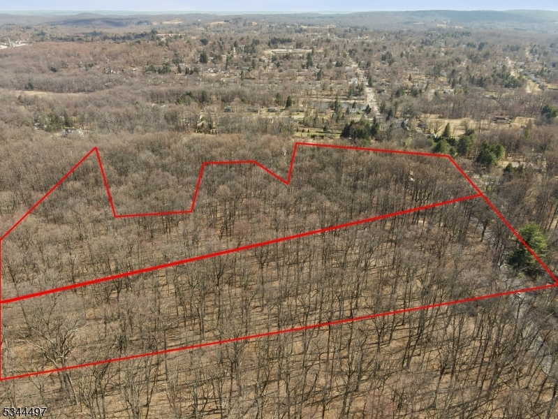 Property Photo: 5 Calais Rd NJ 07945