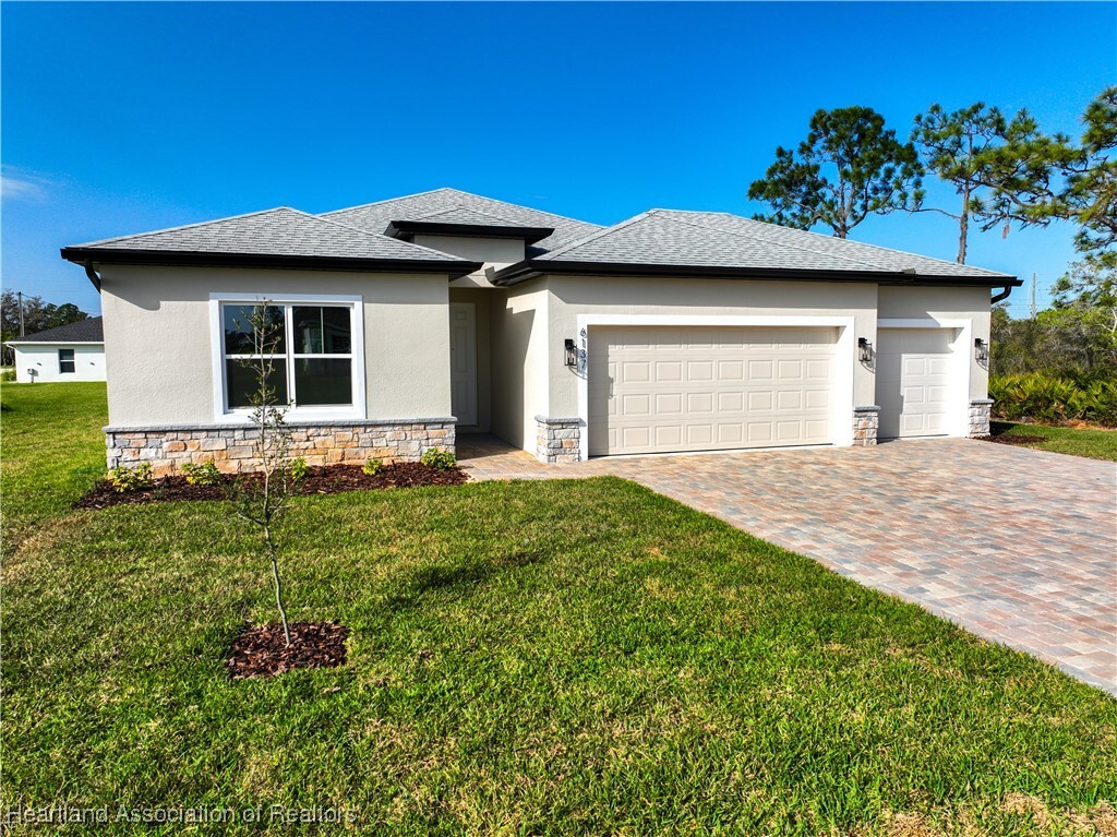 6137 Monegro Street  Sebring FL 33872 photo
