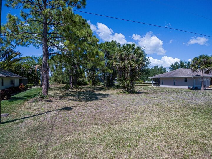 69 White Marsh Lane  Rotonda West FL 33947 photo