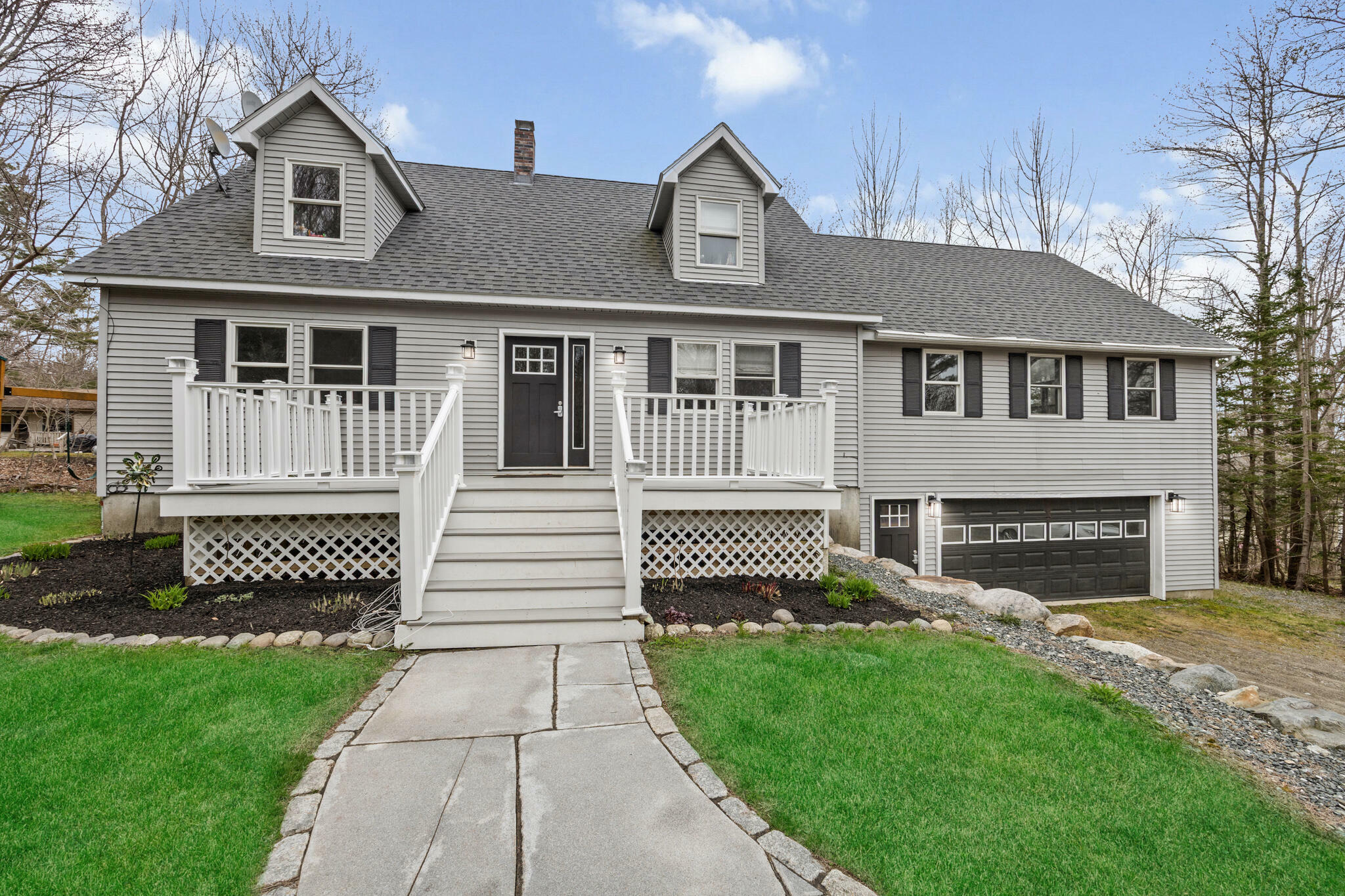 Property Photo: 9 Viola Way ME 04605