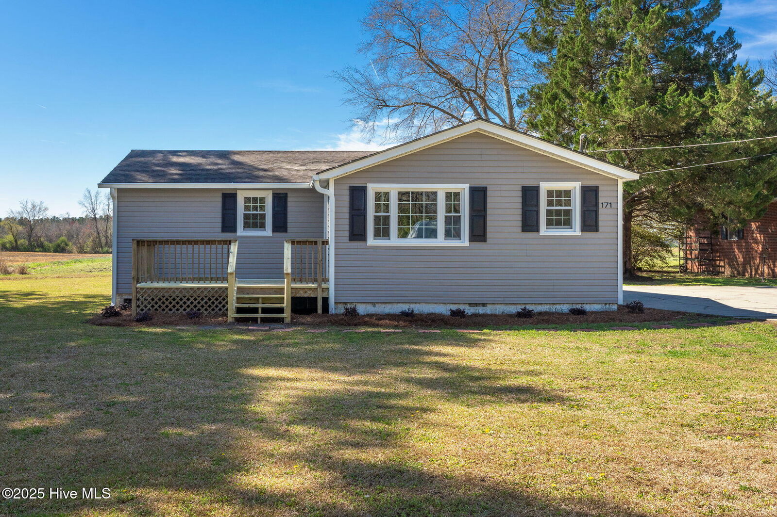 Property Photo:  171 Koonce Fork Road  NC 28574 