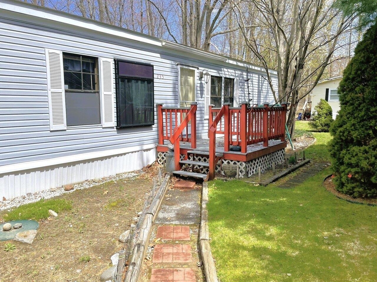 Property Photo: 235 Waverly Circle VT 05446