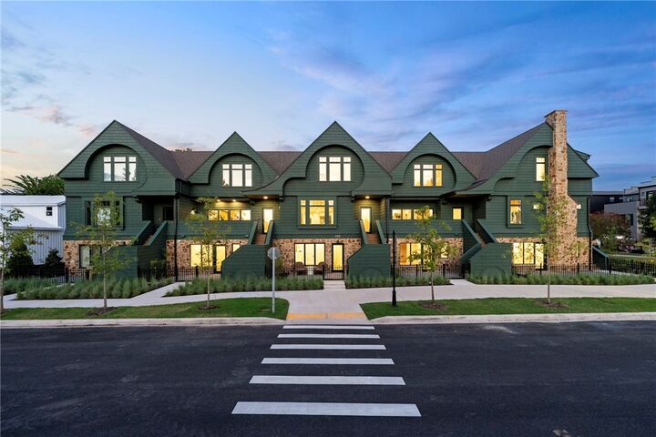 425 SE B Street  Bentonville AR 72712 photo