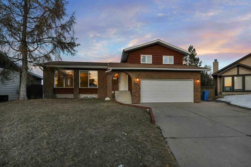 7 Goodacre Close  Red Deer AB T4P 3A3 photo