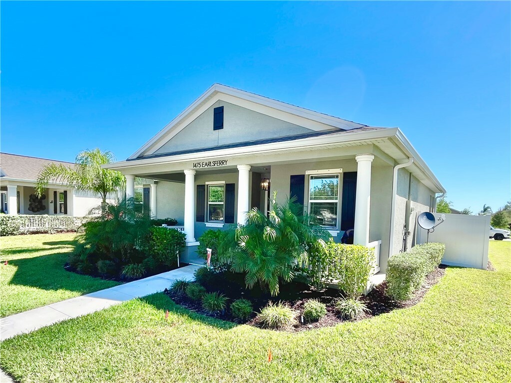Property Photo:  1475 Earlsferry Avenue  FL 32966 