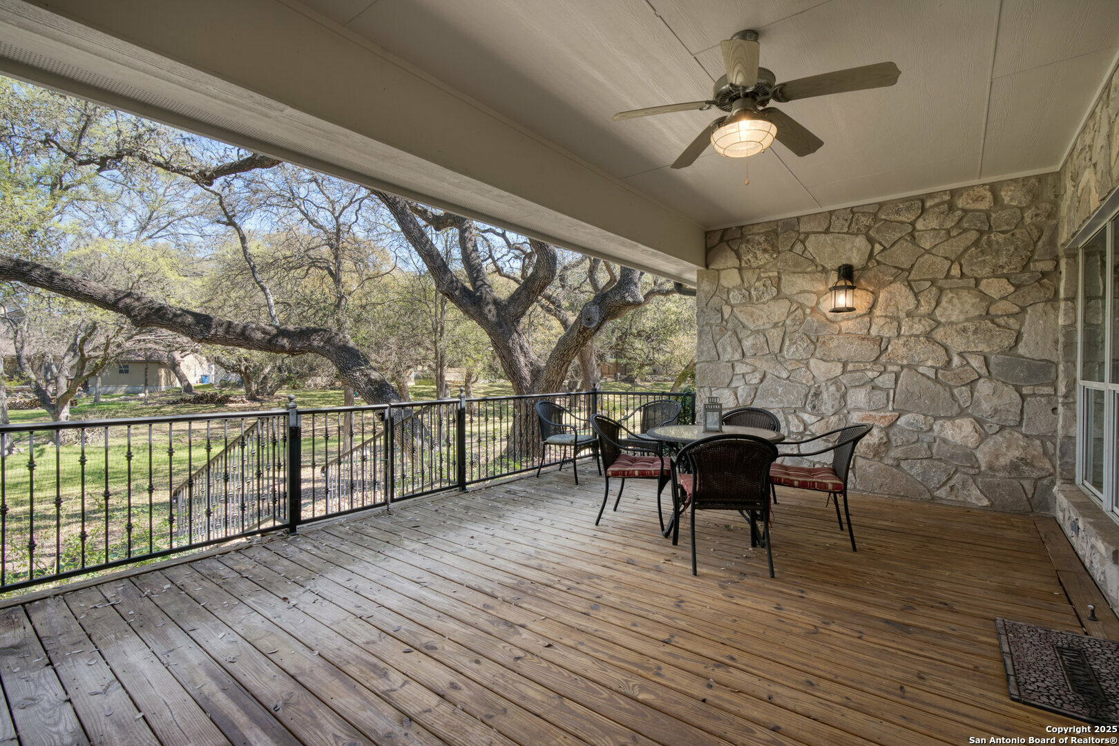 Property Photo: 521 Oak Tree TX 78130