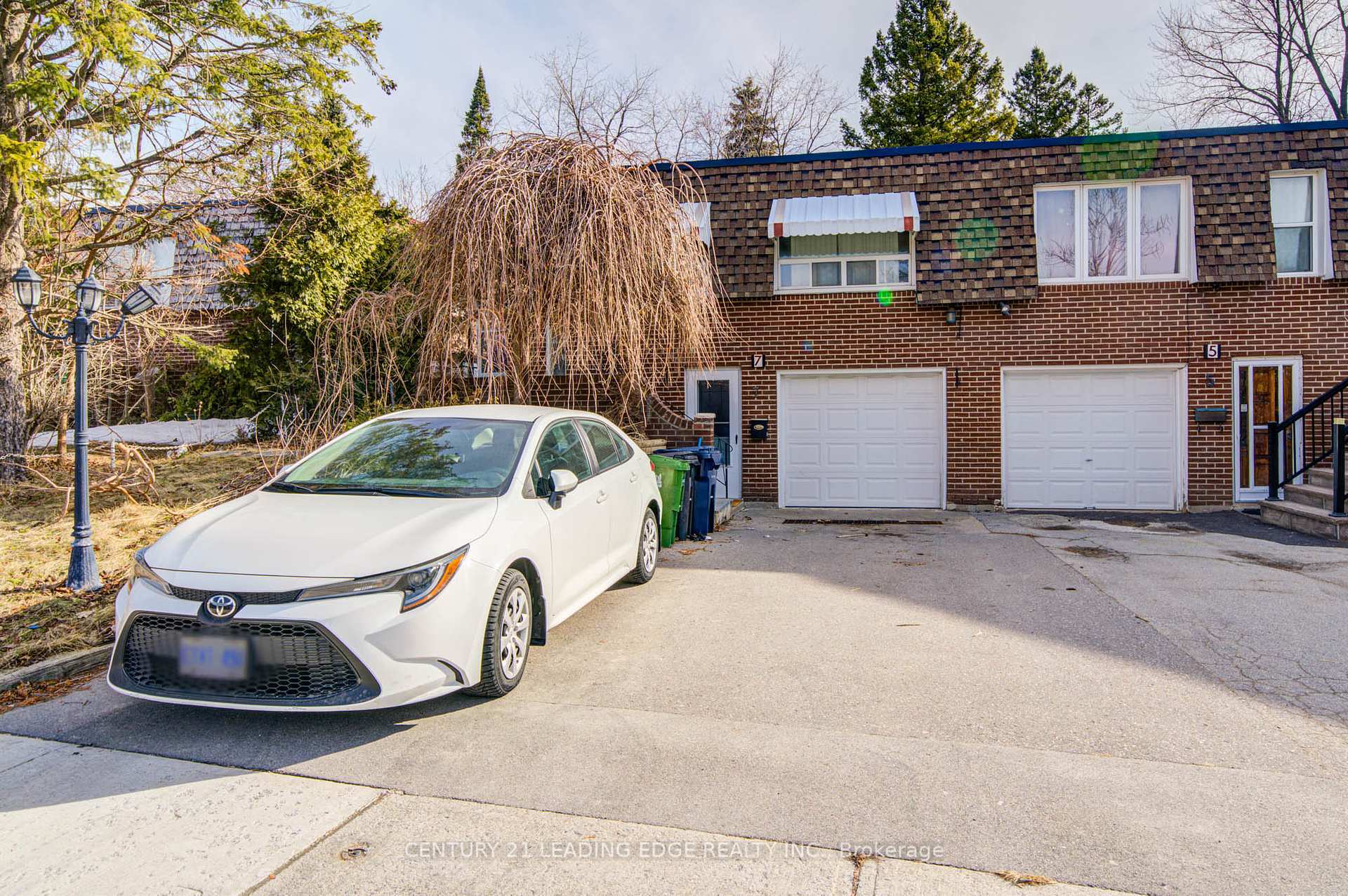7 Lebos Road  Toronto ON M2H 2L8 photo