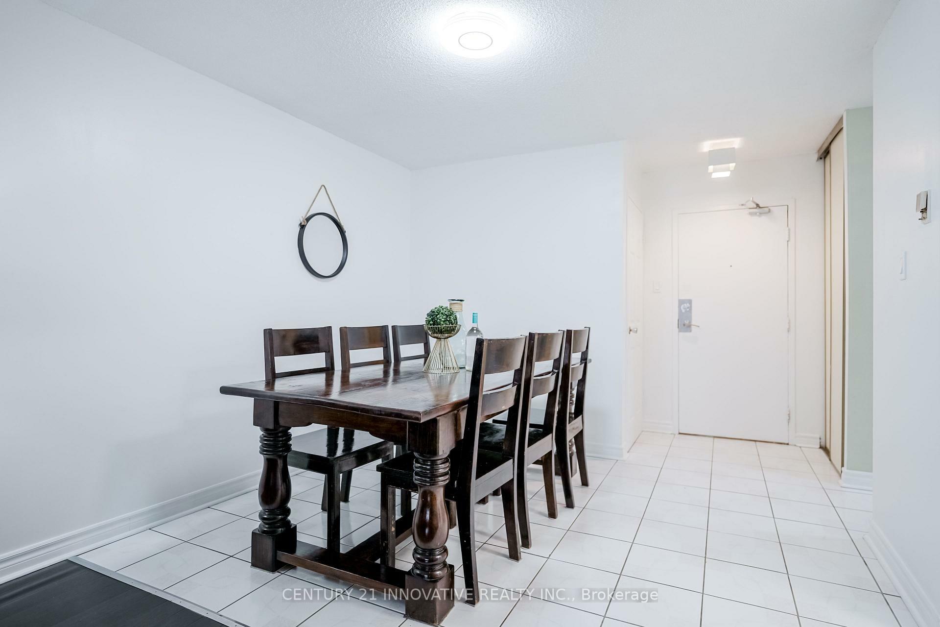 Property Photo: 2050 Bridletowne Circle 511 ON M1W 2V5