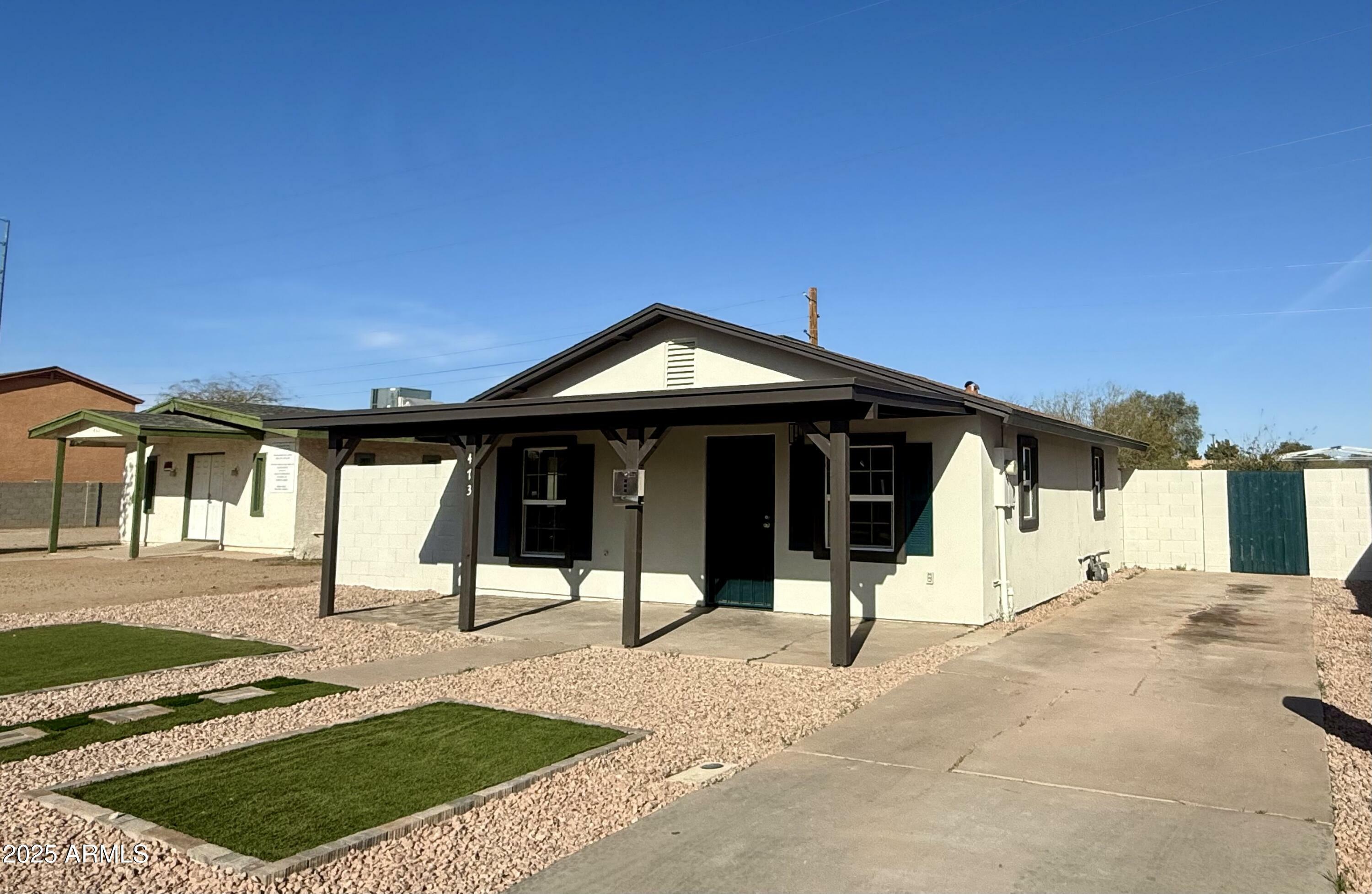 Property Photo: 473 S Delaware Street AZ 85225