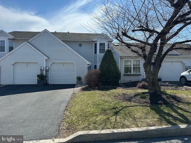 6274 Spring Knoll Drive  Harrisburg PA 17111 photo
