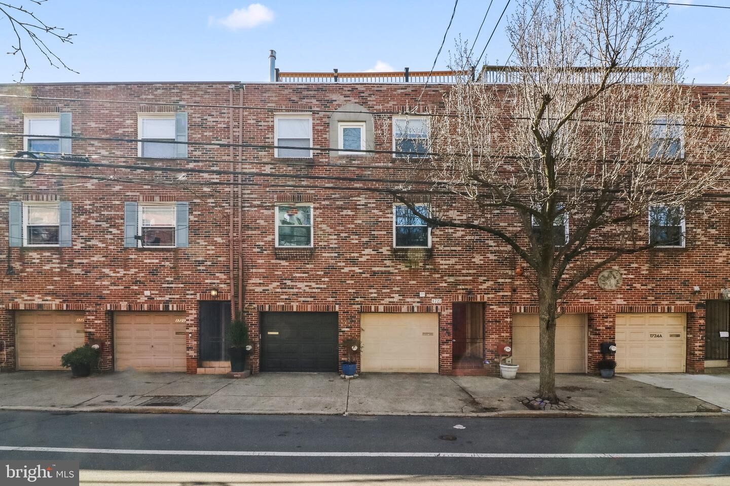 Property Photo: 1722 Bainbridge Street B PA 19146